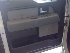 2013 FORD F-150, WHITE, EXTD CAB, 5.0L, AT, 4WD,   F25168